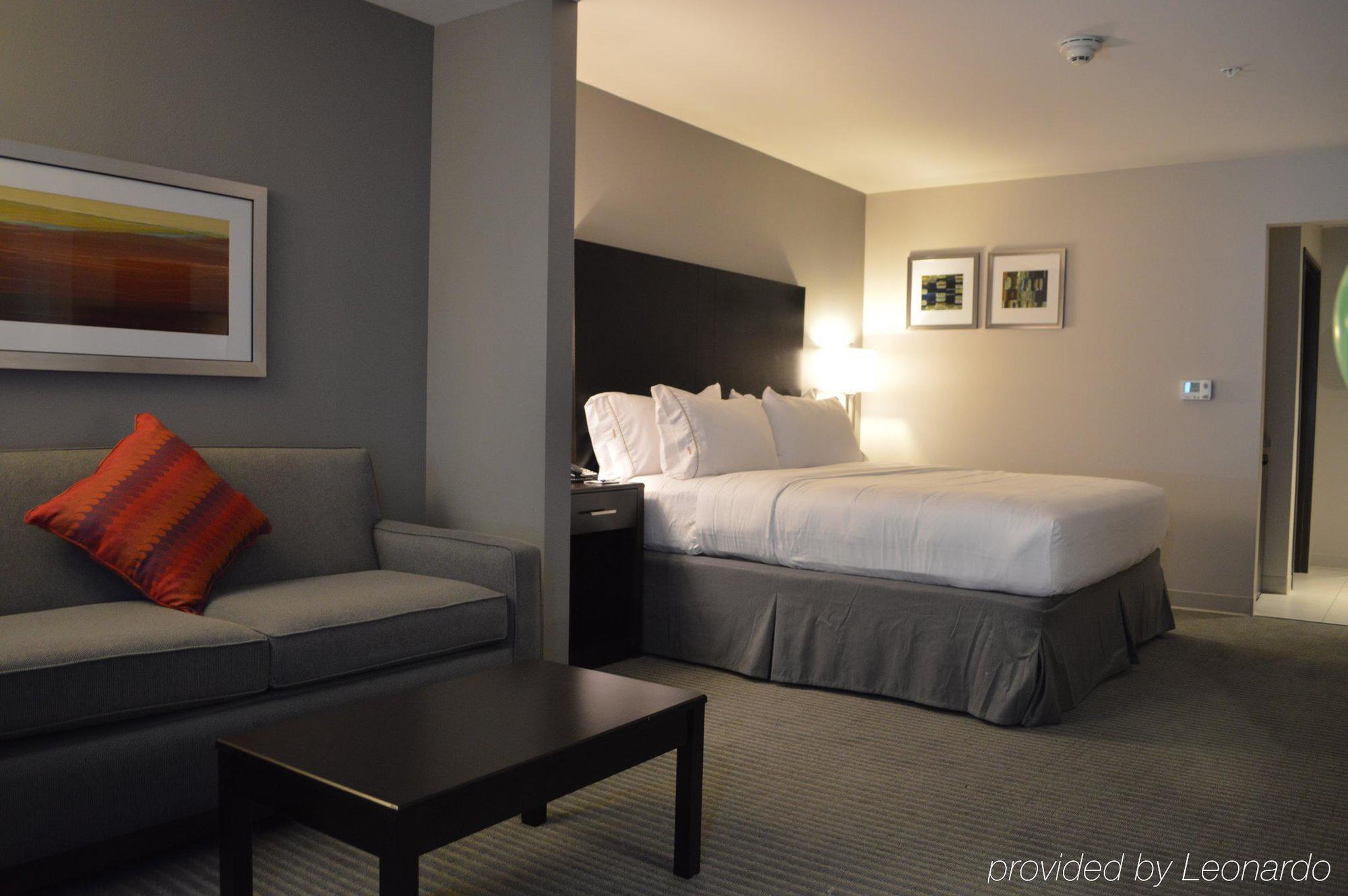 Holiday Inn Express & Suites Tulsa Ne, Claremore, An Ihg Hotel מראה חיצוני תמונה